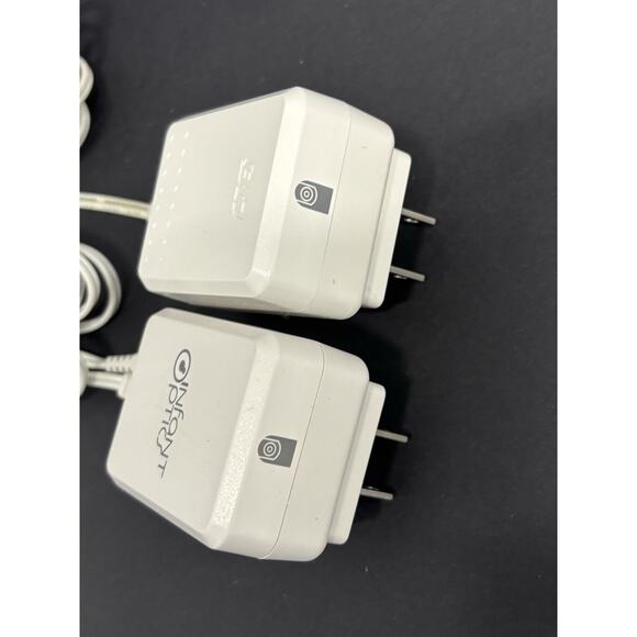 2 Infant Optics DXR-8 Replacement Wireless CAMERA ONLY White W/ AC Power Adapter - Picture 8 of 8
